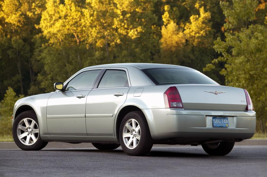  Chrysler 300C (LX) 2005 года  (фото 119 из 120)
